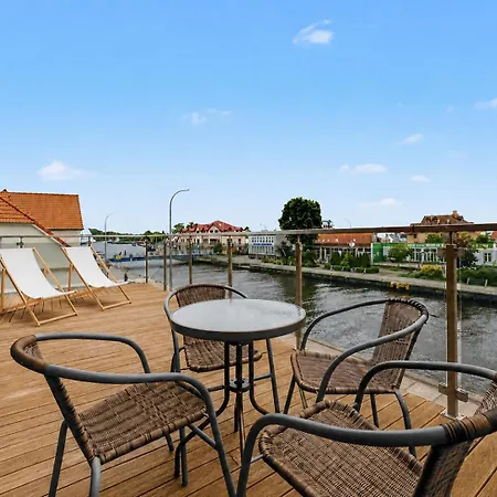 Apartment Na Pokladzie Z Widokiem Na Morze By Dreamhouse